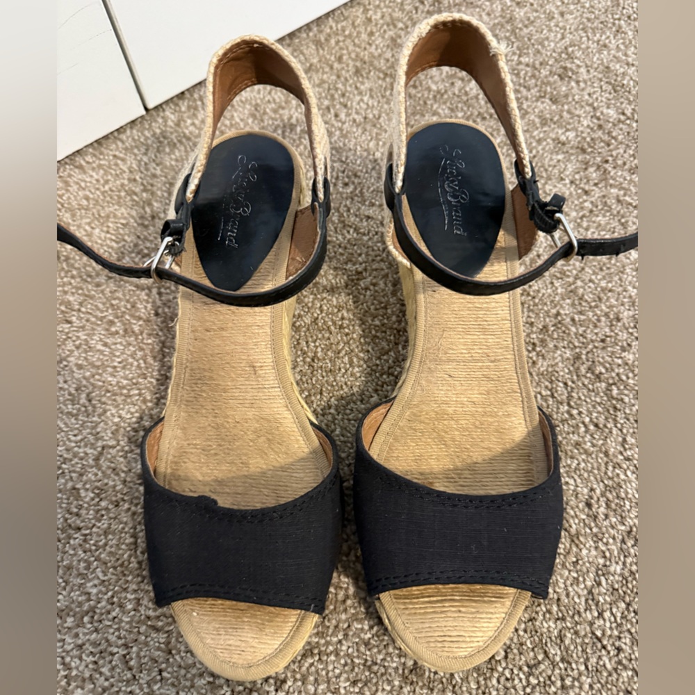 Lucky Brand Black Espadrille Sandals